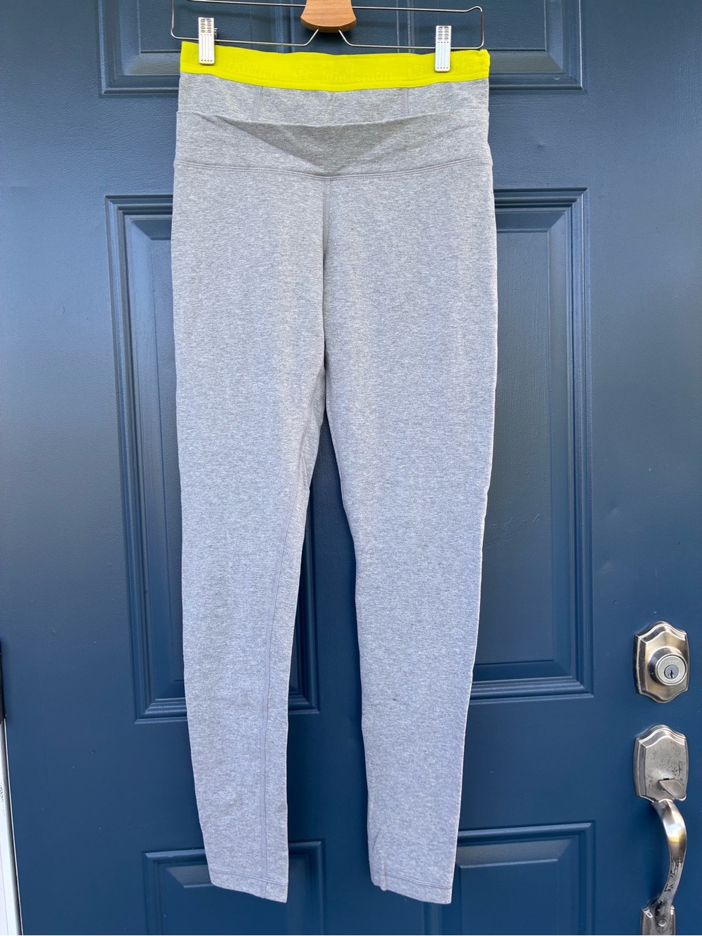 Lululemon Grey Leggings with Neon Yellow Waistband; New Without Tags; Size 8